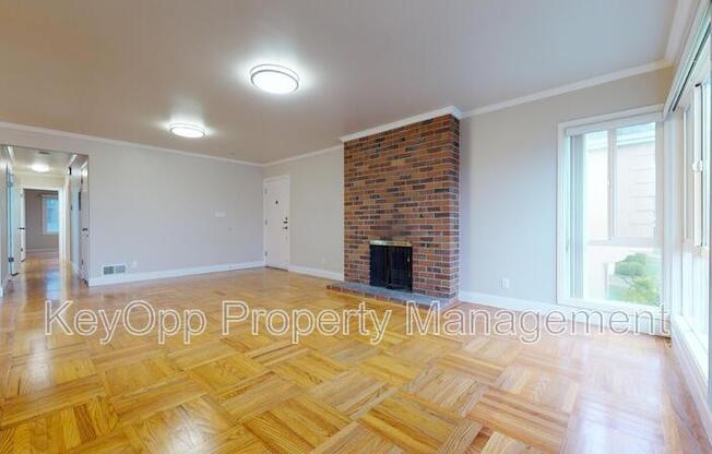 31 CRESTLINE AVE