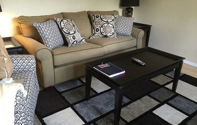 End unit 1 bed 1 bath in Sloans Lake