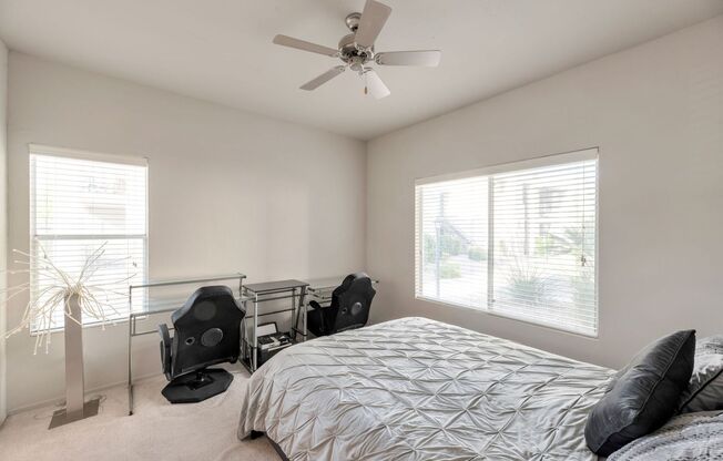 2 beds, 2 baths, $1,845, Unit Unit 1051