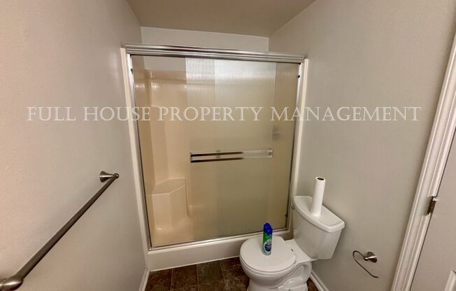 3 beds, 2.5 baths, $1,795