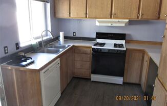 3 beds, 2 baths, $2,150