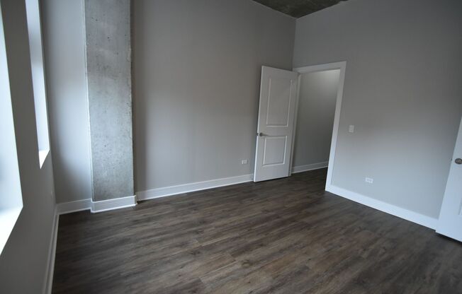 1 bed, 1 bath, 642 sqft, $3,300, Unit 3833-315