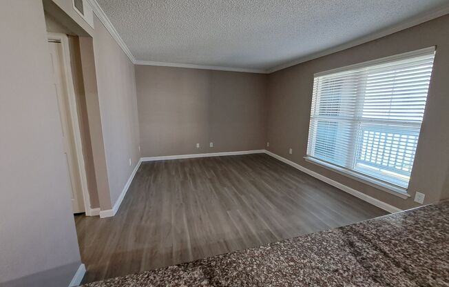 1 bed, 1 bath, 730 sqft, $1,050, Unit 2122