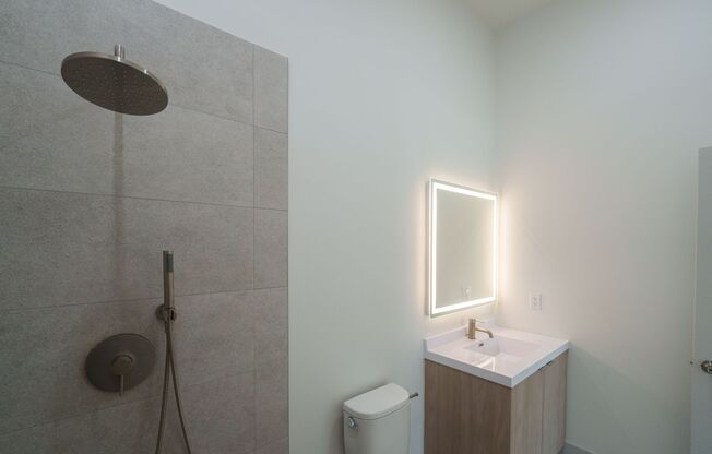 2 beds, 2 baths, 918 sqft, $2,155, Unit 106