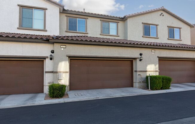 Stunning townhome in gated SW community