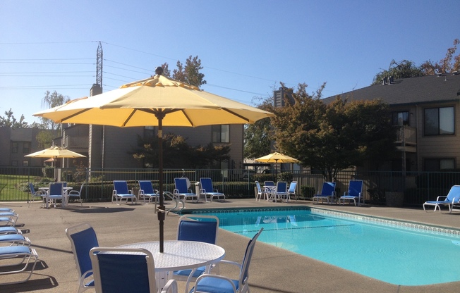 2 beds, 2 baths, 986 sqft, $1,395, Unit 445-242