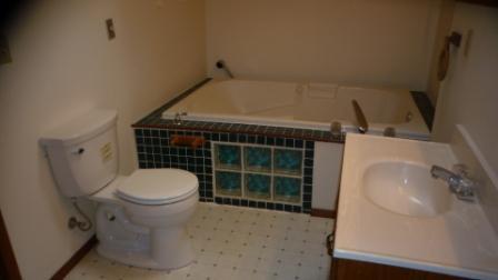 2 beds, 2 baths, $1,675