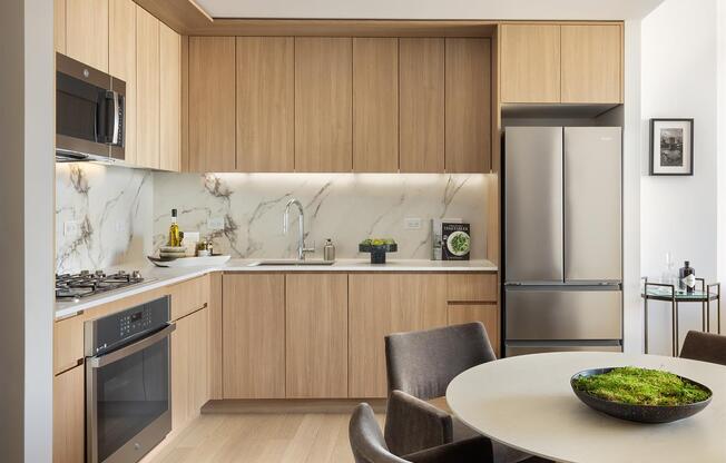 1 bed, 1 bath, $3,667, Unit 816