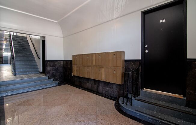Studio, 1 bath, 146 sqft, $1,495.83, Unit 01