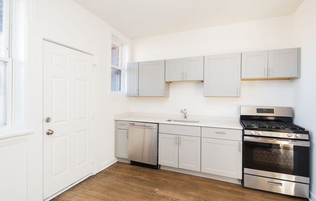 1 bed, 1 bath, 750 sqft, $1,550, Unit 6579-3