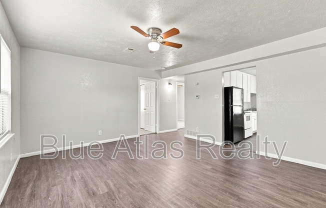 2215 RIVERVIEW DR