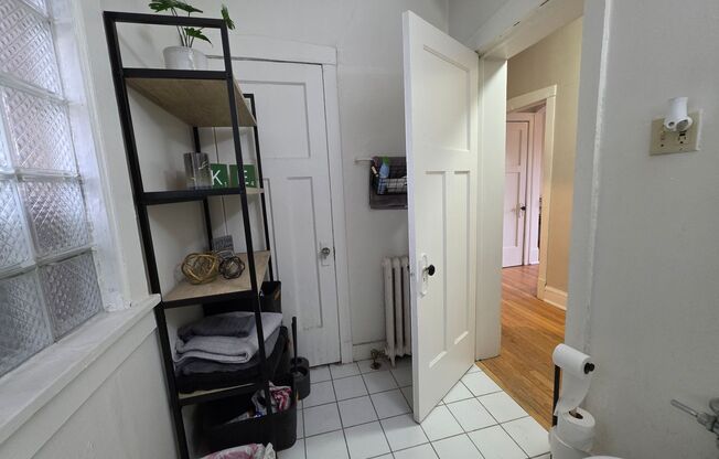 2523-29 Webster