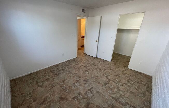 1 bed, 1 bath, $795, Unit 2740-1103