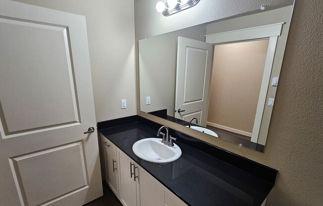 2 beds, 2 baths, 1,148 sqft, $2,450, Unit 201