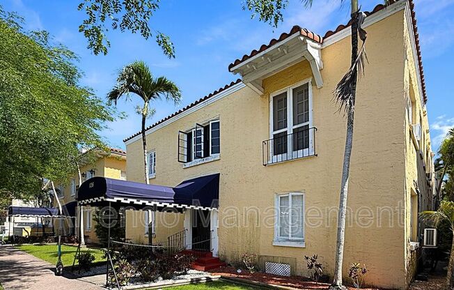 126 Mendoza Ave