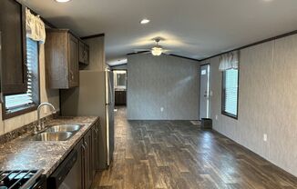 2 beds, 2 baths, 924 sqft, $1,225