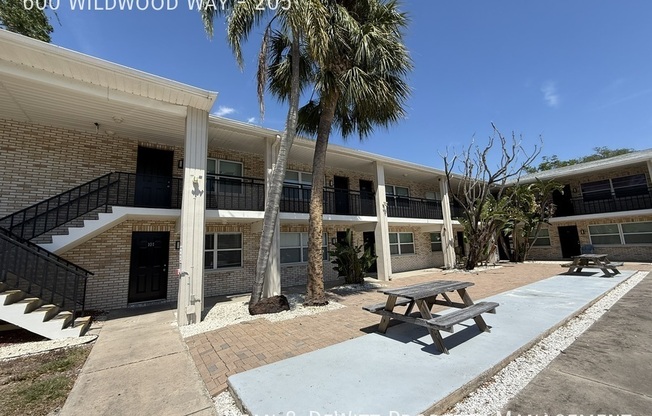 600 WILDWOOD WAY