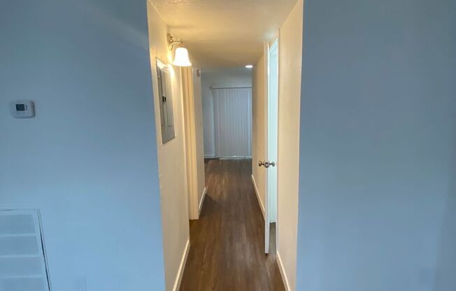 2 beds, 1.5 baths, 980 sqft, $1,350, Unit 6802-6