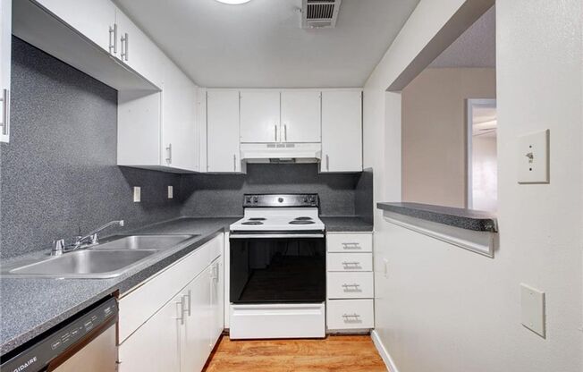 1 bed, 1 bath, 610 sqft, $1,050, Unit 209