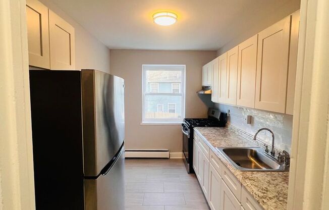 1 bed, 1 bath, 759 sqft, $1,995, Unit 1K