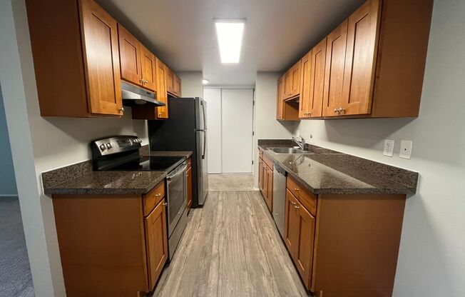 1 bed, 1 bath, 800 sqft, $1,895, Unit 2727 - 307