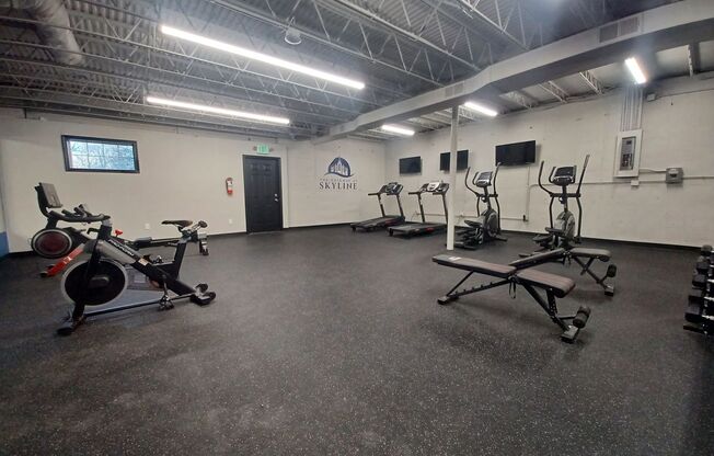 1 bed, 1 bath, 590 sqft, $950, Unit 74