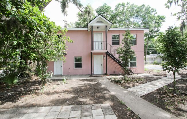 Spacious 2-Bedroom, 1-Bath Home in Savannah, GA