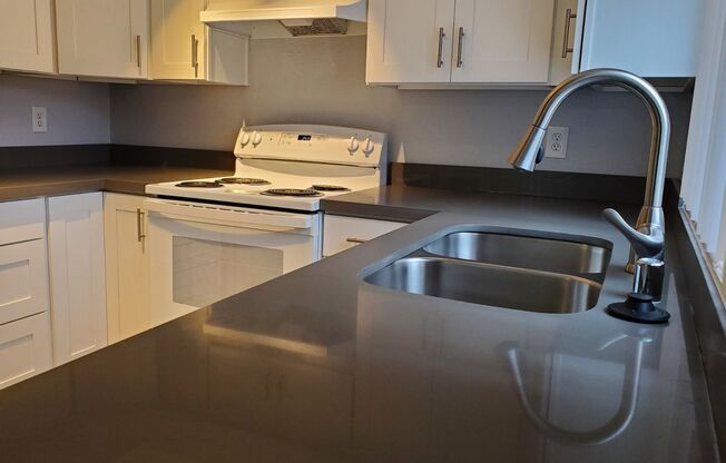 1 bed, 1 bath, 643 sqft, $1,550, Unit 119