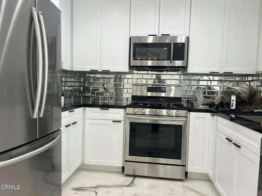 1 bed, 1 bath, 715 sqft, $2,195, Unit 34