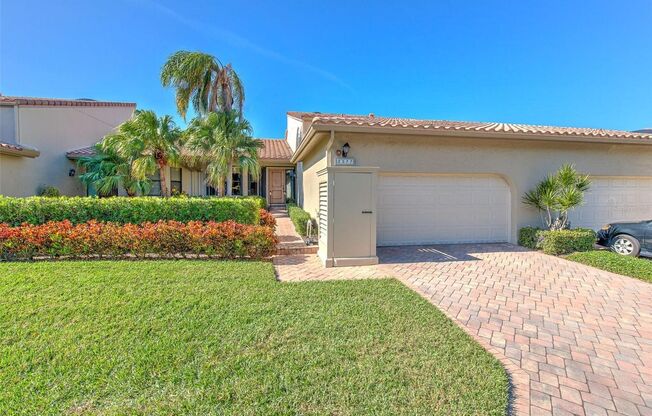 2377 Harbour Oaks Dr