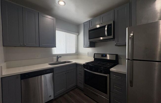 2 beds, 1 bath, 675 sqft, $3,500, Unit 19
