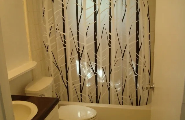 4530 EL SIMPATICO ST