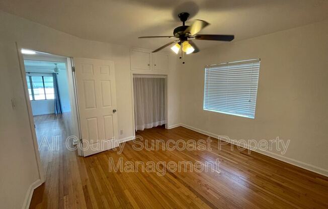 2 beds, 1 bath, $2,275