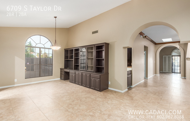 6709 S TAYLOR DR