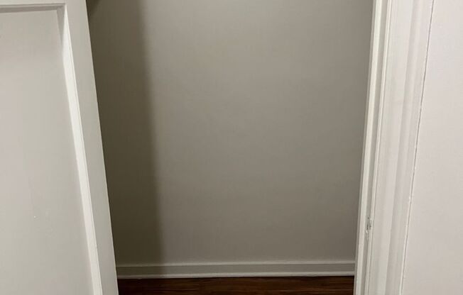 Studio, 1 bath, 224 sqft, $1,000, Unit 411