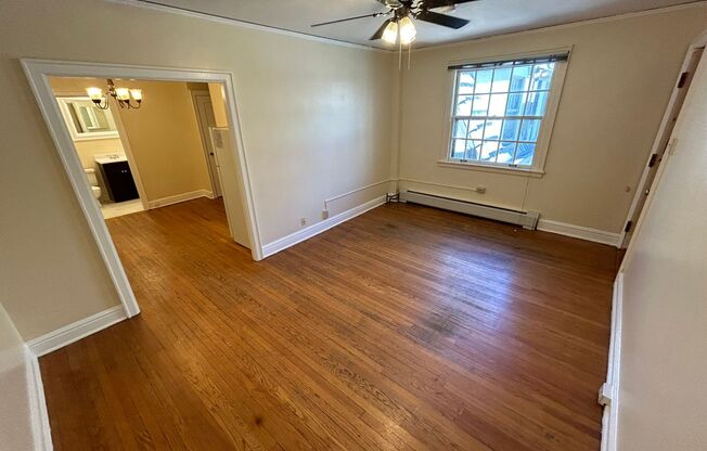 1 bed, 1 bath, 530 sqft, $1,195, Unit A-37