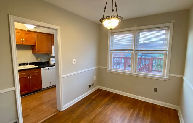 2 beds, 1.5 baths, $1,595