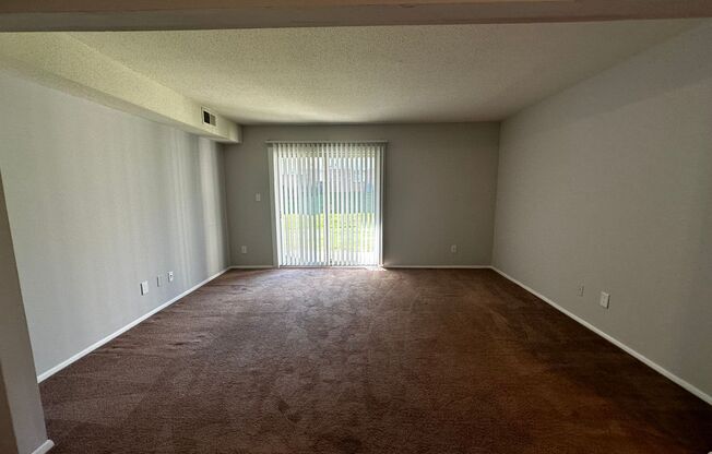 1 bed, 1 bath, 755 sqft, $999, Unit 5831C