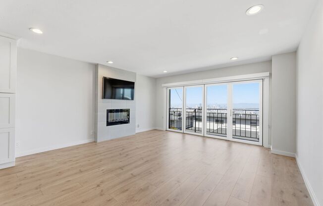 32 PEREGO TERRACE