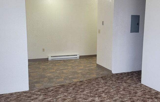 1 bed, 1 bath, 550 sqft, $895, Unit 523#28