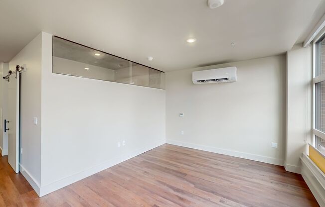 1 bed, 1 bath, 580 sqft, $2,855, Unit 208