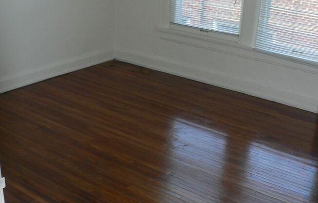 1 bed, 1 bath, 615 sqft, $1,015, Unit 1544-205