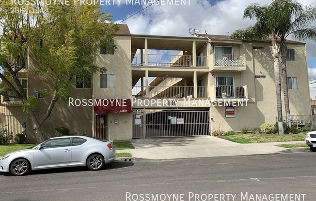 10817 WHITE ST