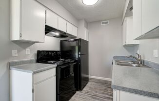 1 bed, 1 bath, 610 sqft, $725, Unit 211