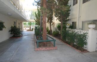 2 beds, 2 baths, 950 sqft, $2,250, Unit 209