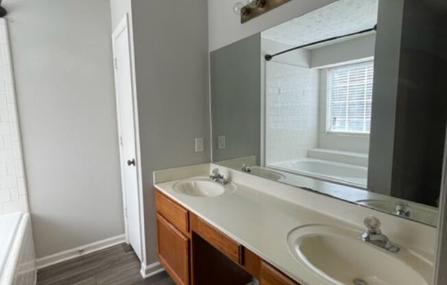 3 Bedroom Home Available !