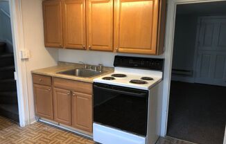 2 beds, 2 baths, $1,795, Unit Unit 4