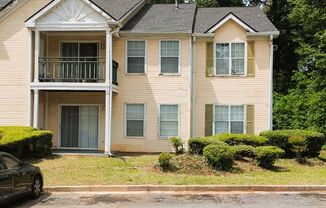417 Ridge Creek Dr, Clarkston, GA 30021