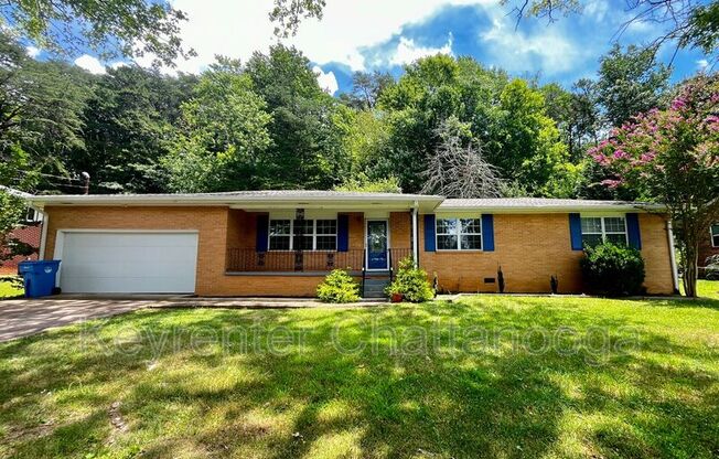 5608 N ELM ST