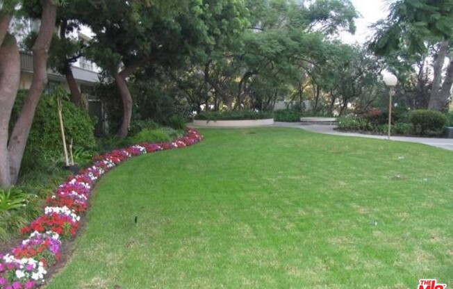 2160 Century Park E Apt 104N